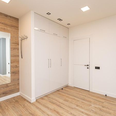 Petrovdom 190-199-216 In Spacious Apartments At Rc New York Concept House Kiev Luaran gambar