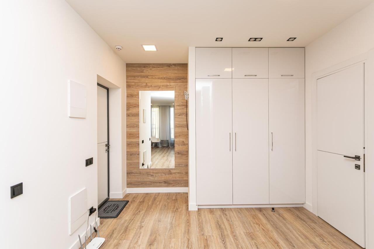 Petrovdom 190-199-216 In Spacious Apartments At Rc New York Concept House Kiev Luaran gambar