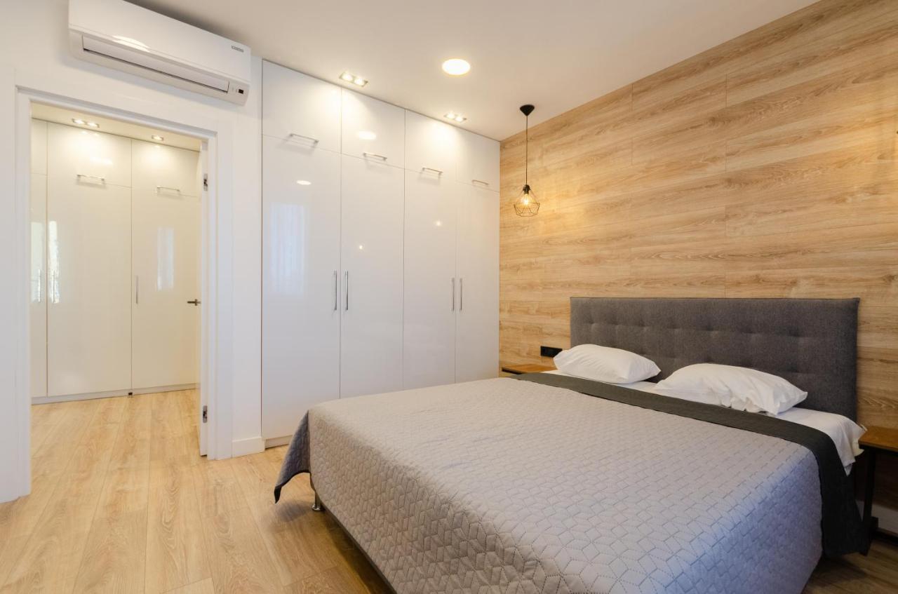 Petrovdom 190-199-216 In Spacious Apartments At Rc New York Concept House Kiev Luaran gambar