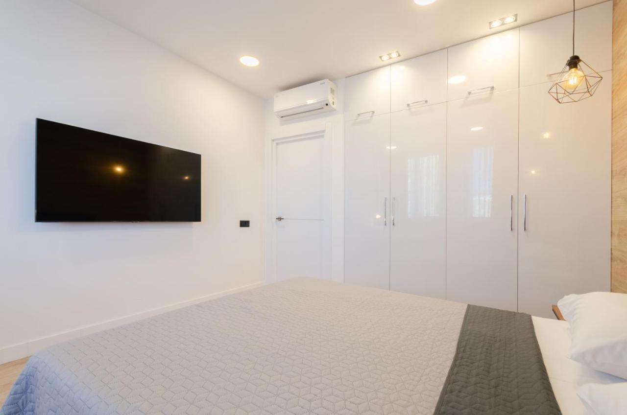 Petrovdom 190-199-216 In Spacious Apartments At Rc New York Concept House Kiev Luaran gambar