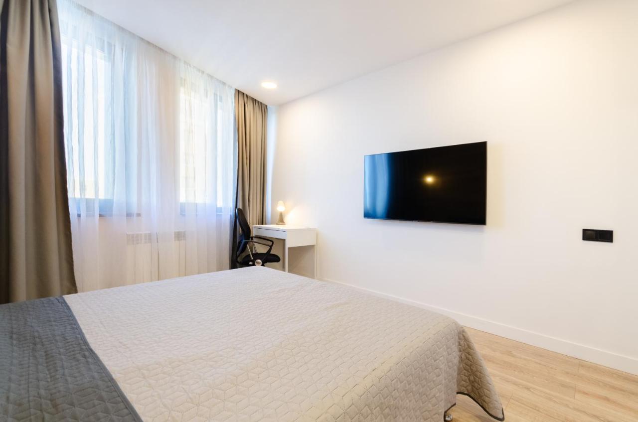 Petrovdom 190-199-216 In Spacious Apartments At Rc New York Concept House Kiev Luaran gambar